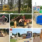 Apartment Modernes Mit 4 Separaten Appartements, Je Mit Vollausgestatteter Küchenzeile Und Eigenem Bad, 2 Gehminuten Zum Badesee, Garten, Grillplatz, Kinderspielbereich, Hunde Sind Willkommen *