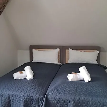Appartement Modernes Mit 4 Separaten Appartements, Je Mit Vollausgestatteter Kuechenzeile Und Eigenem Bad, 2 Gehminuten Zum Badesee, Garten, Grillplatz, Kinderspielbereich, Hunde Auf Anfrage Willkommen *