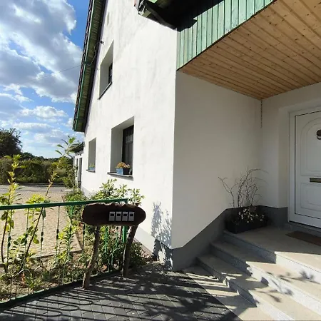 Modernes Mit 4 Separaten Appartements, Je Mit Vollausgestatteter Kuechenzeile Und Eigenem Bad, 2 Gehminuten Zum Badesee, Garten, Grillplatz, Kinderspielbereich, Hunde Sind Willkommen Lejlighed