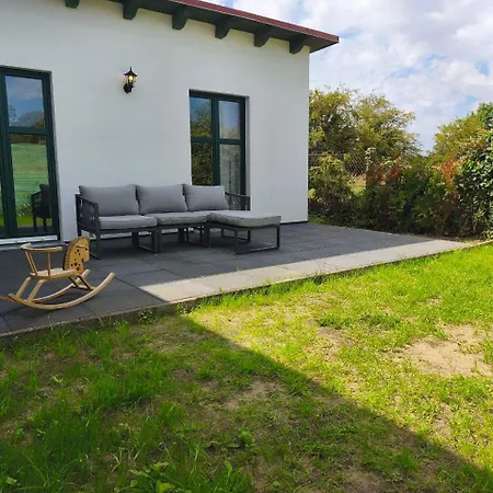 Modernes Mit 4 Separaten Appartements, Je Mit Vollausgestatteter Kuechenzeile Und Eigenem Bad, 2 Gehminuten Zum Badesee, Garten, Grillplatz, Kinderspielbereich, Hunde Sind Willkommen Lejlighed