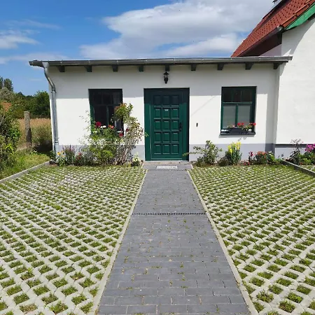 Apartment Modernes Mit 4 Separaten Appartements, Je Mit Vollausgestatteter Küchenzeile Und Eigenem Bad, 2 Gehminuten Zum Badesee, Garten, Grillplatz, Kinderspielbereich, Hunde Sind Willkommen