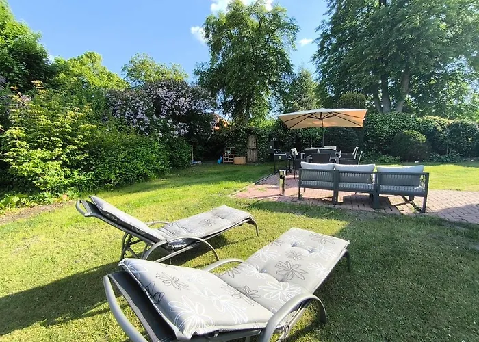 Apartamento Modernes Mit 4 Separaten Appartements, Je Mit Vollausgestatteter Küchenzeile Und Eigenem Bad, 2 Gehminuten Zum Badesee, Garten, Grillplatz, Kinderspielbereich, Hunde Sind Willkommen Blumenholz