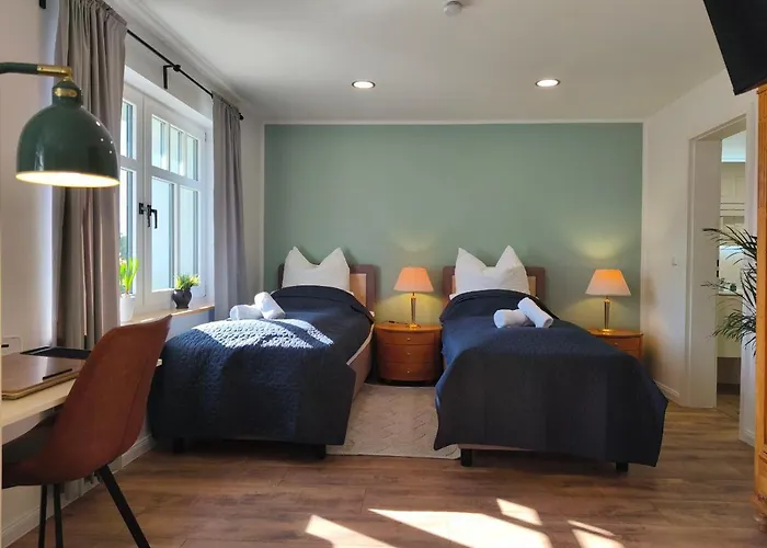 Modernes Mit 4 Separaten Appartements, Je Mit Vollausgestatteter Küchenzeile Und Eigenem Bad, 2 Gehminuten Zum Badesee, Garten, Grillplatz, Kinderspielbereich, Hunde Sind Willkommen Apartamento