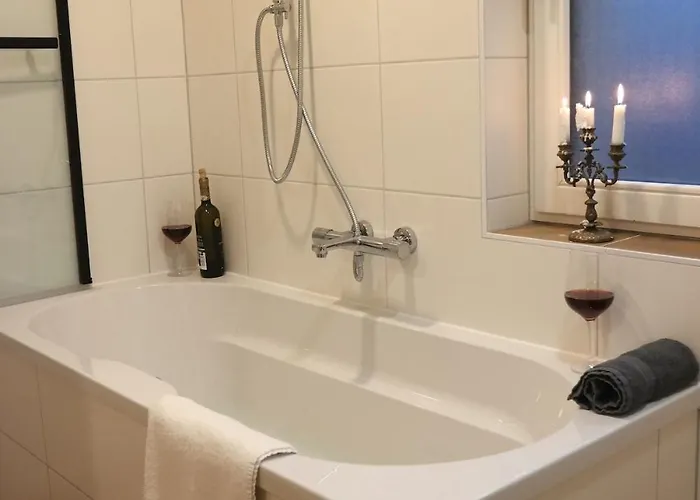 Apartamento Modernes Mit 4 Separaten Appartements, Je Mit Vollausgestatteter Küchenzeile Und Eigenem Bad, 2 Gehminuten Zum Badesee, Garten, Grillplatz, Kinderspielbereich, Hunde Sind Willkommen