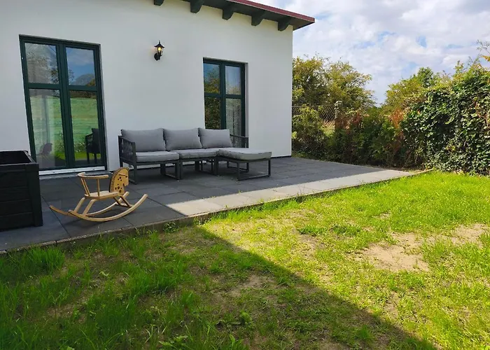 Modernes Mit 4 Separaten Appartements, Je Mit Vollausgestatteter Küchenzeile Und Eigenem Bad, 2 Gehminuten Zum Badesee, Garten, Grillplatz, Kinderspielbereich, Hunde Sind Willkommen Apartamento